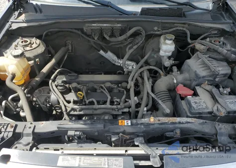 2010 Ford Escape Xlt from USA, damaged, VIN 1FMCU9D70AKC96796